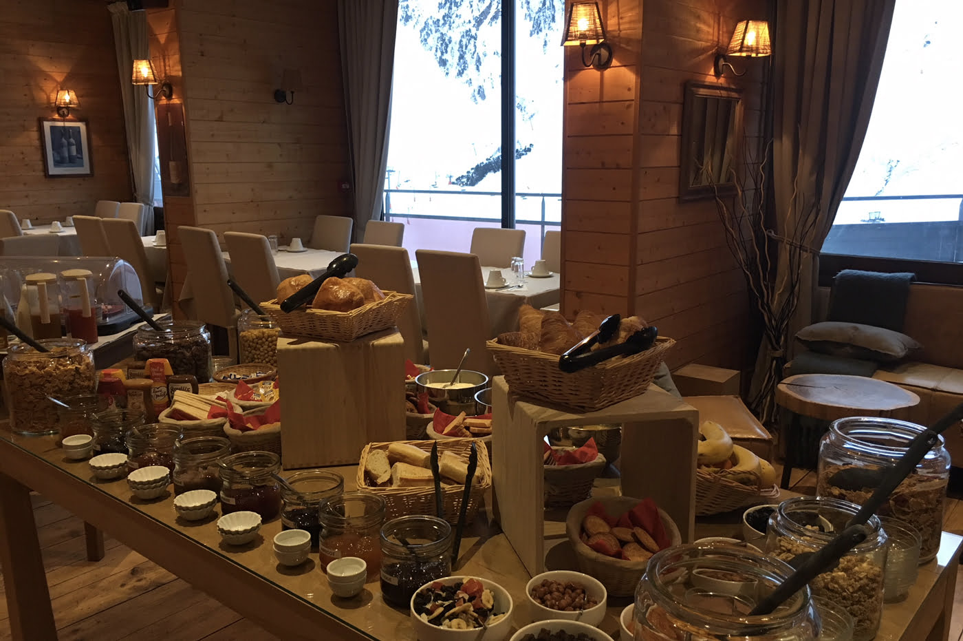 Petit-dejeuner buffet