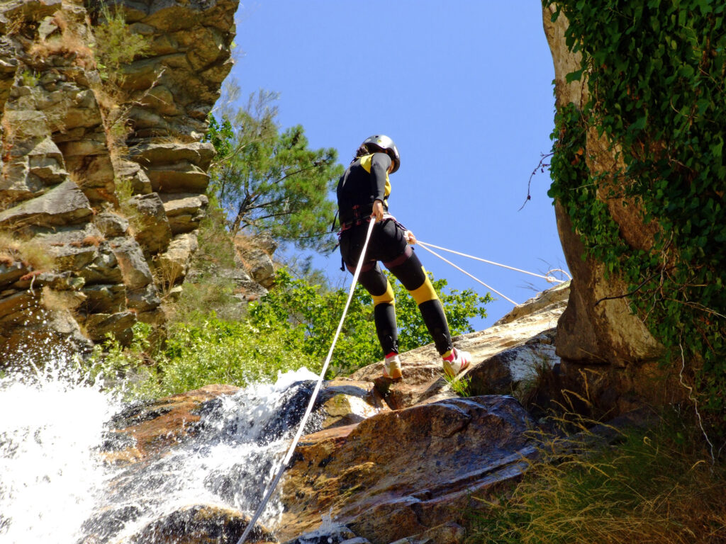 canioning cascade pyrenees ete